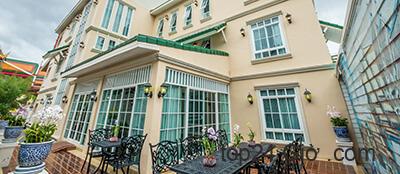 Các khách sạn tốt nhất ở Bangkok: The Orchid House 153