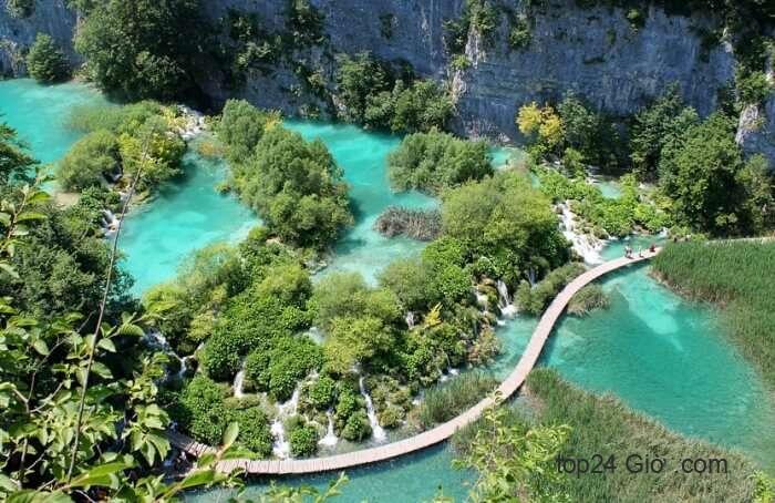 Vườn quốc gia Plitvice Lakes (Croatia)