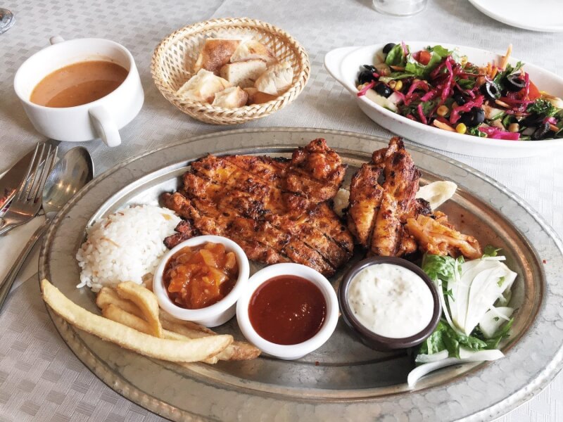 Tandoor Modern Indian Cuisine - Nhà hàng phục vụ đồ ăn Halal tốt nhất tại Hà Nội